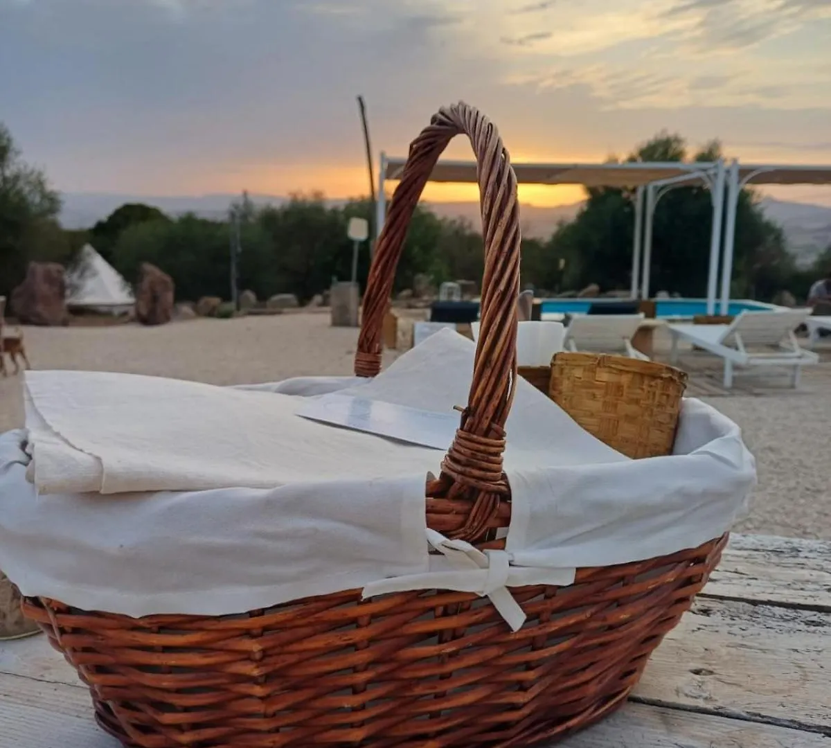 Hotel Pasare Glamping_Anglonaruralexperience à Perfugas